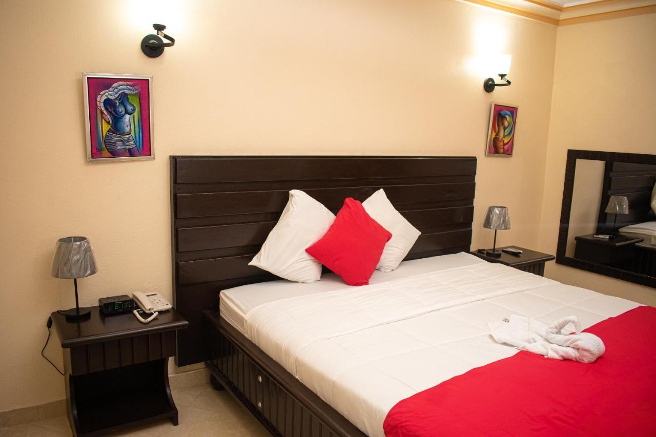 La Pepiniere Hotel Petionville Екстер'єр фото