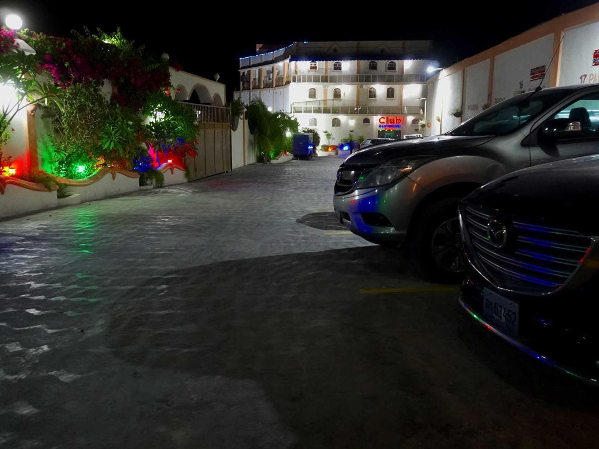 La Pepiniere Hotel Petionville Екстер'єр фото