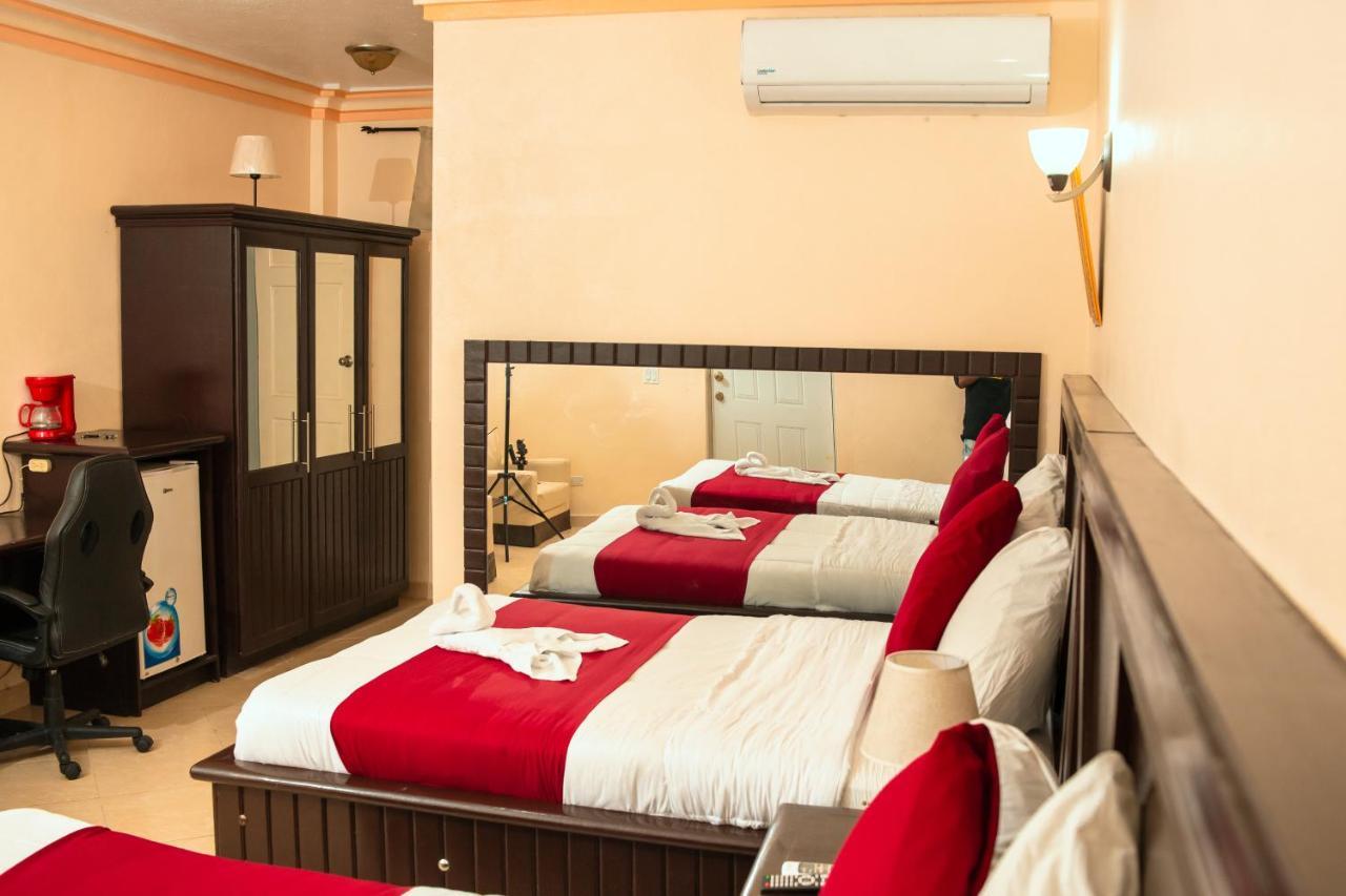 La Pepiniere Hotel Petionville Екстер'єр фото